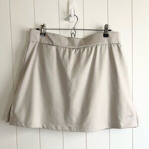 Slazenger Golf Skort shorts size L Ivory
